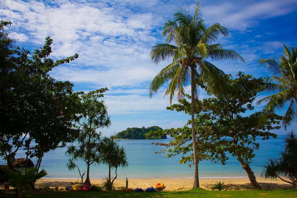 Kohjum Freedom Resort Koh Jum Exteriér fotografie