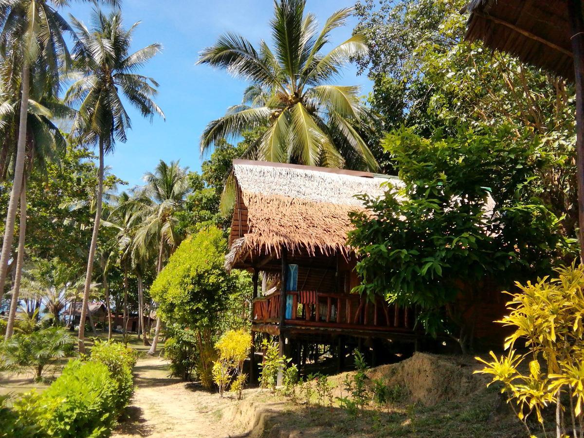 Kohjum Freedom Resort Koh Jum Exteriér fotografie