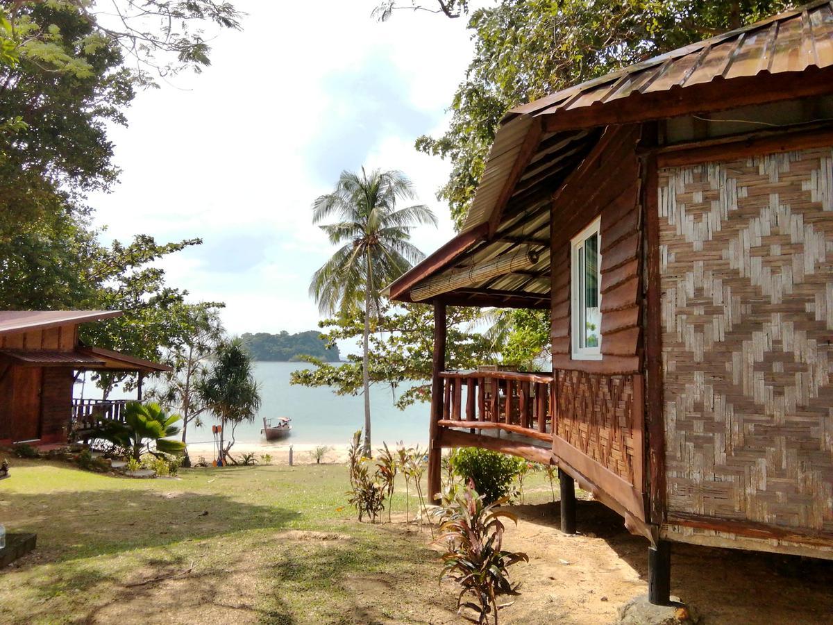 Kohjum Freedom Resort Koh Jum Exteriér fotografie